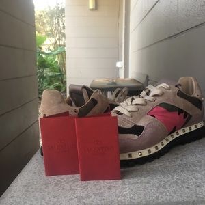 Valentino Sneakers
